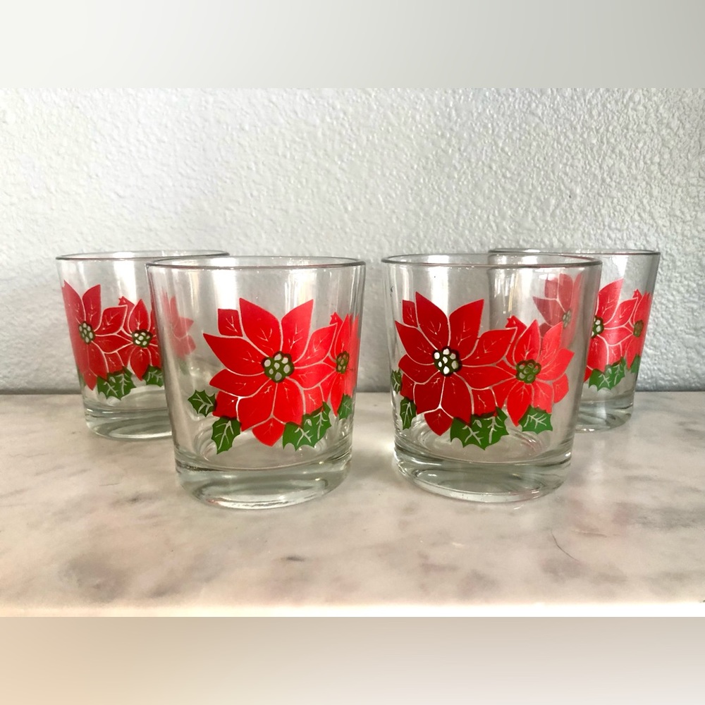 Set (4) of Holiday Poinsettia Glass Tumblers